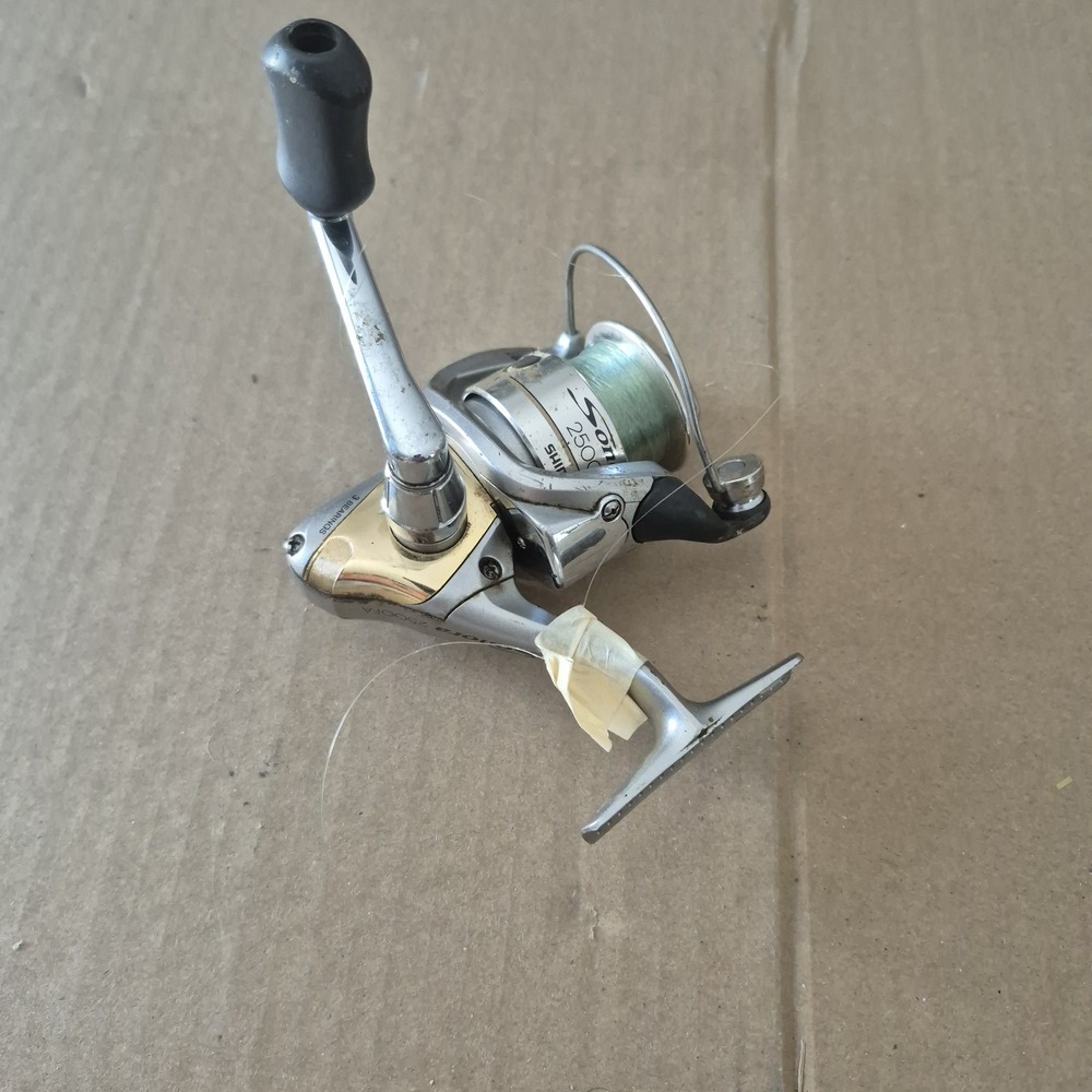 Shimano Sonora 2500FA Spinning Reel 3BB 5.2:1 Front Drag Right Anti-Reverse